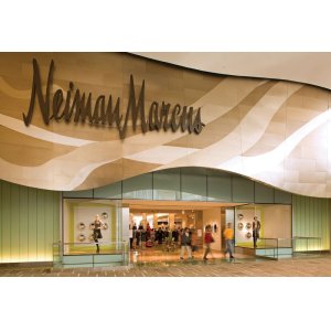 画像: neimanmarcus